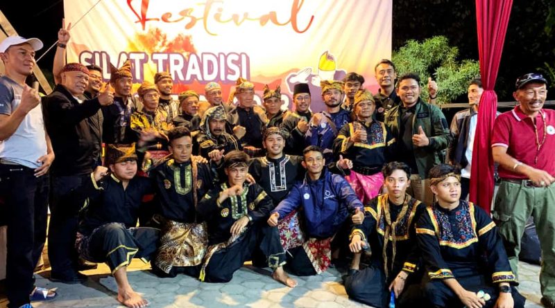 Bikin Bangga, Pesilat Bukittinggi Juara Umum Festival Silat Nusantara Nasional